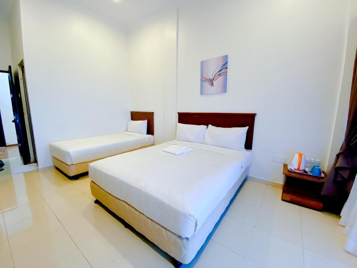 Hotel & Chalet Sportfishing Pnk Teluk Bahang Extérieur photo
